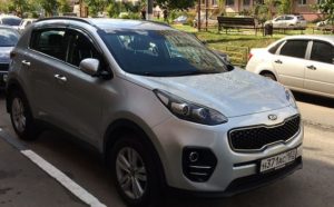 Toyota Prado Kia Sportage фото